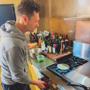 Ryan Seacrest Instagram - Let’s eat. Improvising on this #tacotuesday with tortilla wrapped tofu, tomatoes, onions, cucumbers and herbs