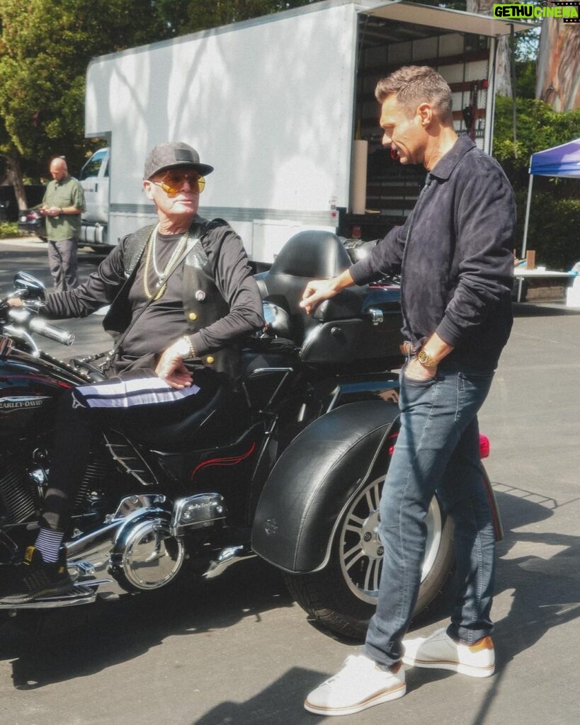 Ryan Seacrest Instagram - Could I pull off @katyperry’s dad’s trike? I think it would be a subtle addition… #AmericanIdol’s new season is in full throttle, a new episode airs in 1 HOUR