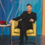 Ryan Seacrest Instagram - A New York minute. It was great to be back at @goodmorningamerica and @livekellyandmark to talk about the exciting next season of #Idol Don’t miss the #AmericanIdol premiere this Sunday 8/7c on ABC, stream on Hulu