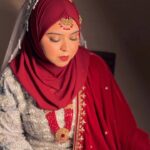 Saba Ibrahim Instagram - When timeless radiance meets the glow of a new beginning ✨❤️ Makeup by : @bridesbymaryamd . . Outfit : @asbaabofficial . . Shot by : @thesourabta . . #sabaibrahim #sabakajahaan #makeuplook #makeupartistmumbai #makeupartistnavimumbai #makeupartistuae #makeupartistdubai #hijaabibride #bridalhijaabstyling #classicbridalglam #bridesbymaryamd #bridalmua