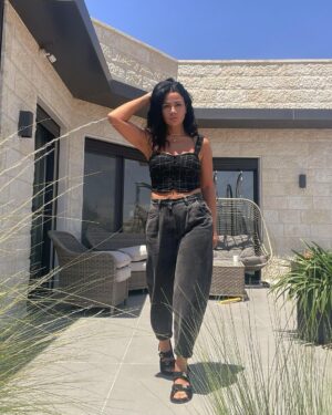 Saba Mubarak Instagram - Hi .. I’m here just living the moment letting myself be..