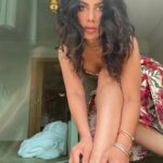 Saba Mubarak Instagram - House keeping !❤️!
