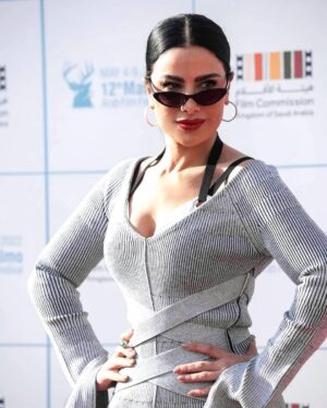 Saba Mubarak Instagram - Styling @hiba_asaad
Dress @proenzaschouler
Shoes @machandmach
Sunglasses @miumiu
Jewelry @sakkijhajewelry