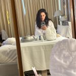 Saba Qamar Zaman Instagram - Just a lazy Sunday… 💋🫠