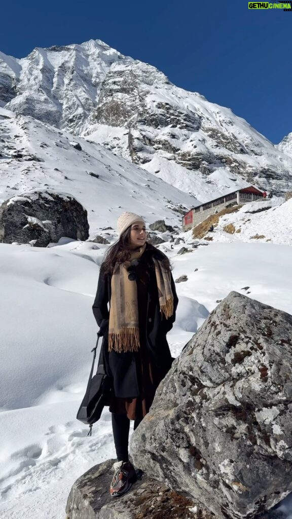 Sabila Nur Instagram - ❤🫶🏻 Annapurna Himalaya Nepal