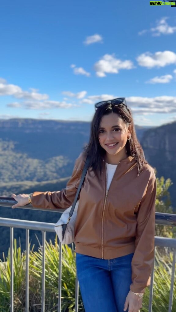 Sabila Nur Instagram - 💙⛰️☺️ Blue Mountains, Australia