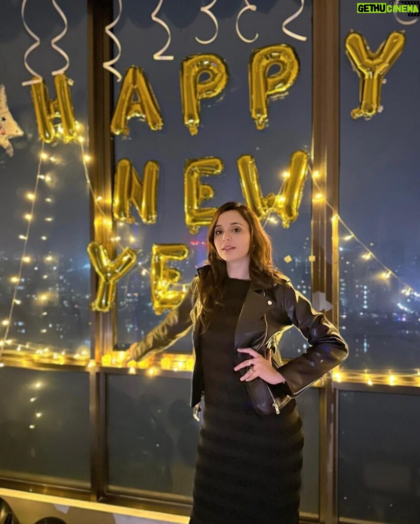 Sabila Nur Instagram - Bye bye 2022 💥✨ Hello 2023 ❤️✨💃🏻 wearing: @muktaofficial 😘