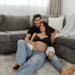 Sabina Hidalgo Instagram - the kind of love u can’t explain… 🤍 papá, mamá y shelby te esperamos con ansias bbsaurio!🦕 📸: @andreacamarenaphoto Guadalajara, Jalisco
