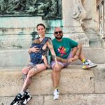 Sabrina Cereseto Instagram - Prime 24 ore in 🇭🇺 con LaBurini, marito, e le frignette. Ci sono arrivata dopo 12 ore che non tutti i ristoranti con le insegne colorate di rosso bianco e verde non facessero tutti cibo italiano 😂 ‘Che strano, ogni cosa qui è italiana’ 🫣😂❤️ Budapest, Hungary