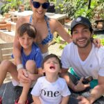 Sabrina Seara Instagram - Que fue lo más bonito de tu julio ? Y así se nos fue julio en unas vacaciones familiares más que merecidas 🐬🪸🤿🌴🛟 🐚☀️🍸🩴🌮💦🥑 Mexico lindo y querido nos vemos pronto 🇲🇽 #summer2023 #noseaslocachica #mexico