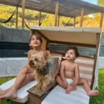 Sabrina Seara Instagram - Que fue lo más bonito de tu julio ? Y así se nos fue julio en unas vacaciones familiares más que merecidas 🐬🪸🤿🌴🛟 🐚☀️🍸🩴🌮💦🥑 Mexico lindo y querido nos vemos pronto 🇲🇽 #summer2023 #noseaslocachica #mexico
