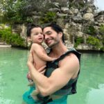 Sabrina Seara Instagram - Que fue lo más bonito de tu julio ? Y así se nos fue julio en unas vacaciones familiares más que merecidas 🐬🪸🤿🌴🛟 🐚☀️🍸🩴🌮💦🥑 Mexico lindo y querido nos vemos pronto 🇲🇽 #summer2023 #noseaslocachica #mexico