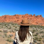 Sabrina Seara Instagram - Quien canta ? 🎶 … Morena mía Si esto no es felicidad Que baje Dios y lo vea, y aunque no se lo crea Esto es gloria 🎶 #ValleyofFire #noseaslocachica #ᴍᴏɴᴀᴛʀᴇᴜɴɪᴏɴ #lasvegasstrip Valley of Fire, Nevada