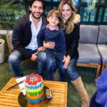 Sabrina Seara Instagram - 🎈 Birthday Boy 🎈 Hoy hicimos todo lo que maxi quería para celebrar su cumpleaños ✔️Comer en Shake Shack 🍔🍟 ✔️Ir al cine 🍿🎥 ✔️ ir a una juguetería Y lo más importante juntos en familia. 👨‍👩‍👦🐶 Vean la cara de maxi en el video 😂 Que creen que pidió ? Mexico City, Mexico