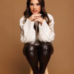 Sabrina Seara Instagram - Cuál es para foto de perfil? Es que todas me gustan @elizabethmua eres increíble 📸 Aunque con el nuevo look me tocan nuevas fotos 😜
