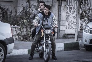 Saed Soheili Instagram - .
گویی گذشت ایامی که میشد بر سر روزگار فریاد کشید!

Memories-Lottery 🎬

Photos @sahabzaribaf 
@majidtalebi