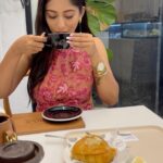 Safa Kabir Instagram - My Friday evening! Coffee always makes everything right.