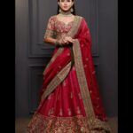 Safa Kabir Instagram - In a world of trends, I choose classic tradition. Makeover: @zahidkhanbridalmakeover Outfit: @meherofficials Jewellery: @drkashfiaa.jdofficial Photography: @mh_bipu I’m thankful to these 👆🏻amazing people, for their creation, creativity, time, effort,cooperation and makes me feel better.