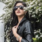 Safa Kabir Instagram - Slaying in Black, not looking Back.