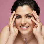 Saiyami Kher Instagram - In this month of love, celebrate love like no other! Be it self-love, the foundation for all relationships or love for someone special, we always look for that gem of a gift that will make the moment unforgettable. I am excited to share the launch of the FURA Celebration Sapphires program in India, which will now make gorgeous origin-certified pink sapphire accessible to all those who seek uniqueness. Adorn yourself or your loved ones in these sparkling, vibrant and precious pink sapphires. #furacelebrationsapphire #Senco #Sencogoldanddiamonds #celebrationsapphires #sapphire #love #loveisacelebration #Furagems #womensdayspecial #pinksapphirejewellery #pinksapphire #preciousgemstones #MonthOfLove @sencogoldanddiamomds @furacelebrationsapphire @furagems
