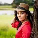 Saiyami Kher Instagram - A month since my unforgettable Australia trip. Finally sharing some memories. Melbourne to Phillip island. A nice sunny Sunday, so photo tho banta hai. Thank you @visitmelbourne for hosting me for this memorable trip ❤️ #visitmelbourne #everybitdifferent #lategram @srilankanairlinesofficial