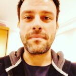Salih Bademci Instagram - #evdekal ama dışardaki dostlarını da unutma!🤘 teşekkürler @firattanis nasılsın @nesly.arslan? 😊❤️✌️#coronagunlerindeaşk Suadiye, Istanbul, Turkey