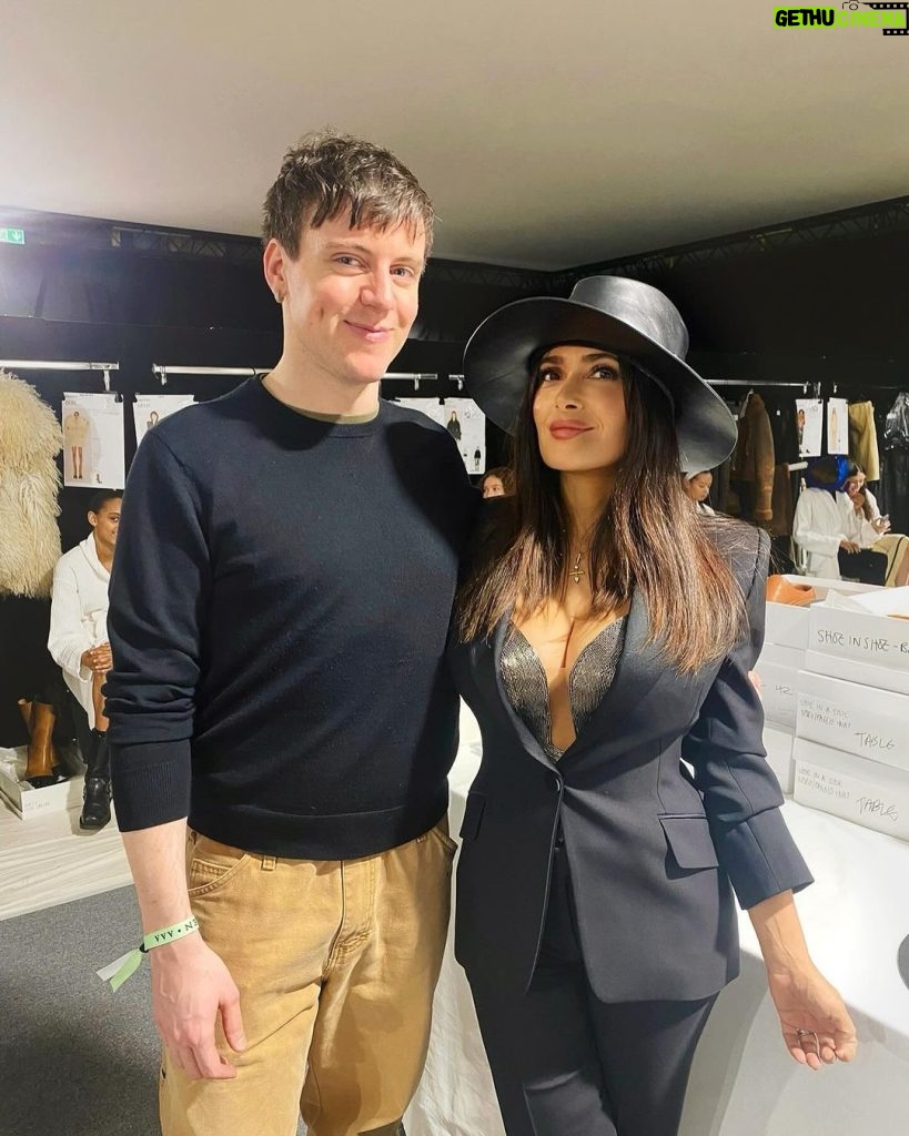 Salma Hayek Pinault Instagram - Last night at the Alexander McQueen Autumn Winter 2024 Show to see the new Creative Director, Seán McGirr #McQueenAW24 #AlexanderMcQueen Hair: @johnnollet Make-up: @anglomamakeup Jewellery: @jessica_mccormack