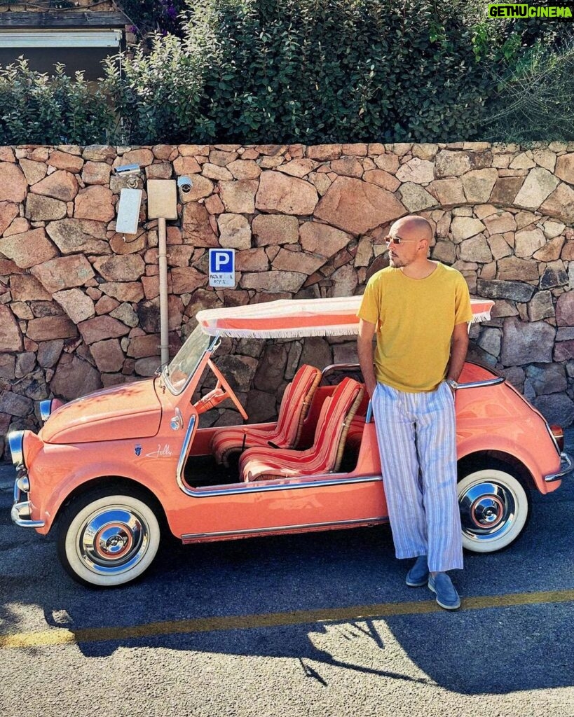 Salvatore Cinquegrana Instagram - macchina rosa per conquistarle tutte