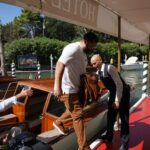 Salvatore Esposito Instagram - Arrivare a Venezia è sempre una grandissima emozione !!! #Venezia80 Total look : @zegnaofficial Stylist : @simonasacchitella Special Thanks : @hollywoodcommunication Lido di Venezia