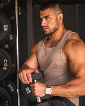 Sam Asghari Instagram - "Fight like a warrior, conquer like a champion. 💪🗡️ #warrior #strong 
📸 @premium_paris