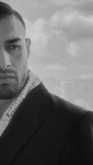 Sam Asghari Instagram - Getting ready to present an award at the @hollywoodbeautyawards