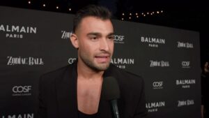 Sam Asghari Instagram - Last night COSF hosted their first ever Zodiac Ball at the Houdini Estate to raise money for Pediatric Cancer, proceeds will fund art and music therapy programs at  for one year. It’s important to support causes like COSF that support children battling cancer. The founder @filmingthomas Reminded us in his speech, “children are 1/5 our population but 100 % of our future” that really resonated with me. Thank you @cosf_foundation for having me, the work you do is incredible and thank you for the memorable night of fashion and philanthropy. #COSF #COSFZODIACBALL #CURINGCANCER #blamain4cosf