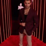 Sam Asghari Instagram - Thank you @campariusa for having me for @sagawards which move is your favorite ? Wearing 🧥 @tomford 👖 @representclo 🥾 @timberland ⌚️ @jaegerlecoultre 🎥 @colewalliser