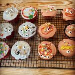 Sam Claflin Instagram - First kiddy cake bake 🧁