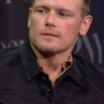 Sam Heughan Instagram - #TBT. #SamHeughan fans! Here’s a fun little clip to get ready for the weekend! Sam was on our stage in conversation with Nojan Aminosharei in October 2022 to talk about his book Waypoints. In case you missed it (or want to relive your fav Sam Heughan interview), you can watch the full talk at the link in our bio! 🤣Were you a scout when you were a kid? #SamHeughan #Outlanders #Waypoints #92NY #92NY150 #92ndstreety #92Y #nyc 92nd Street Y