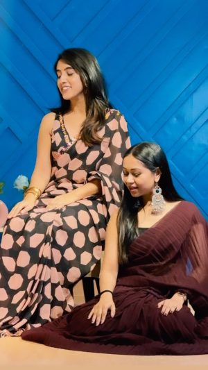 Sameeksha Sud Instagram - Trending♥️♥️😍😍
W/ @sameeksha.sud_