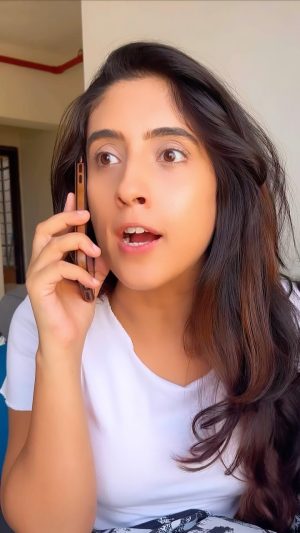 Sameeksha Sud Instagram - Ye toh alia bhatt bhee nahi kara sakti… 😂 

#relatable #comedy