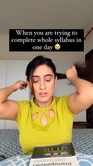Sameeksha Sud Instagram - Relatable level.. 💯

#relatable #comedy