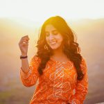 Sameeksha Sud Instagram - Kesariya.. 🧡 #sajjangarh #udaipur 📸 @jay_p_photography_udaipur