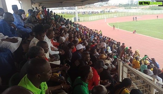 Samuel Eto'o Instagram - Parlons Football 😍 QUI PEUT ??? Championnat Amateur 👏🏿👏🏿👏🏿👏🏿🇨🇲🇨🇲🇨🇲🇨🇲🇨🇲🇨🇲🇨🇲 @fecafootofficiel