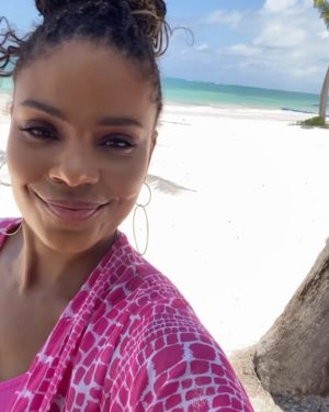 Sanaa Lathan Instagram - In awe of our set today 🥰🌞🥰#TheBestManFinalChapters