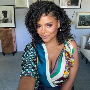 Sanaa Lathan Instagram - Good morning Family, THANK YOU for making @hitandrunnetflix an international smash! You always show up for me. Feeling so grateful. 🥰 #HitAndRun #Netflix
