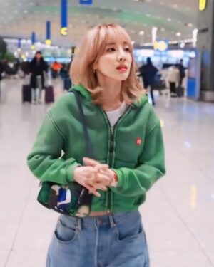 Sandara Park Instagram - Manila! I’m home~!!! ✈️🇵🇭