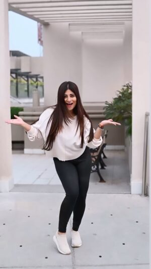 Sandipta Sen Instagram - Senoritaaaaaa!!

Managed by: @decaloguedigital 

#dance #dancereels #trendingreels #trending #feelkaroreelkaro #feelitreelit