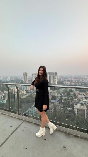 Sandipta Sen Instagram - Battameez dil mane na😬
#trending #trendingreels

@decaloguedigital  @dishagupta.6