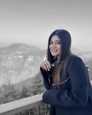 Sandipta Sen Instagram - “Nature is the source of all true knowledge.” 
📸 @soumyamukerji_ ❤️