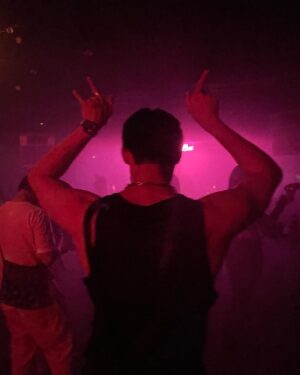 Sang Heon Lee Instagram - 🩵🩷🖤💙🍹😜🕺