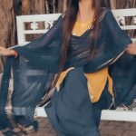 Saniya Shaikh Instagram - Daga De Jati Hai ❤️🔥💯 𝐋𝐈𝐊𝐄, 𝐂𝐎𝐌𝐌𝐄𝐍𝐓𝐒, 𝐒𝐇𝐀𝐑𝐄 #sanulove#sanufam#viralvideos #fyp #viralpost #beauty #kerala #picoftheday #dance #art #cute #mumbai #funny #onlineshopping #foryoupage #comment #fashionblogger #youtube #meme #trendy #nature #tamil #lifestyle #life #photoshoot #reelsinstagram #new #motivation #funnymemes #instafashion