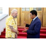 Sanjay Dutt Instagram - It was truly an honour to have met the honorable Prime Minister @kassim_m_majaliwa! I'm glad to be able to support the Tanzanian film industry and also invest in the tourism of your beautiful country! Hoping to visit again soon!