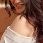 Sanjeeda Sheikh Instagram - #AD Celebrating this women’s day being my bolder version and stepping into the trending hair colour with my red hair era inspired by @nehasharmaofficial 🥰 I visited @geetanjalisalon for my most awaited hair color transformation with @lorealpro_education_india and I am absolutely loving the results. My hairdresser did his magic and got me the hair colour exactly like I wanted 🫶 Go Red this season & book your appointment today at the nearest L’Oreal Professionnel salon! #LorealProIndia #LorealProfIndia #haircolor #LorealProInReds #LProReds #GoRed #iNOAReds #ShadesOfRed #WomensDay #WomensDay2024 #WomenOfPowerGoRed @lorealpro_education_india @lorealpro @geetanjalisalon @israni.Sumit #geetanjalisalonmumbai #bandraedition